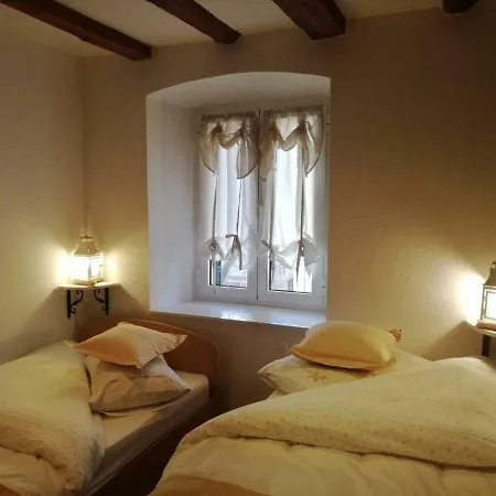 Apartament Teta Jadre