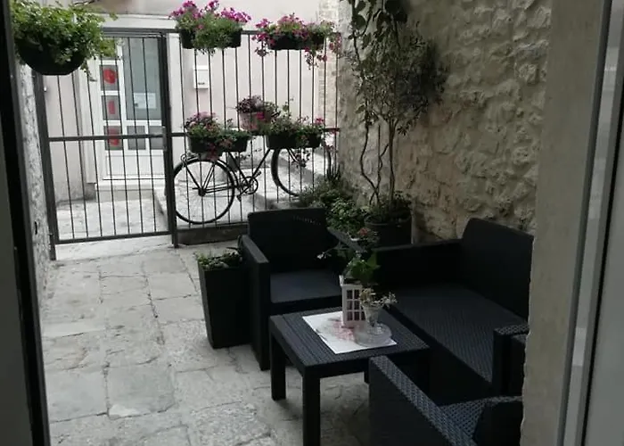 Teta Jadre Apartment *